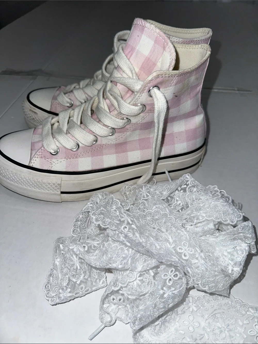 Converse Chuck Taylor Lift Hi Platform White Pink Sneakers Womens 5.5 US Shoes